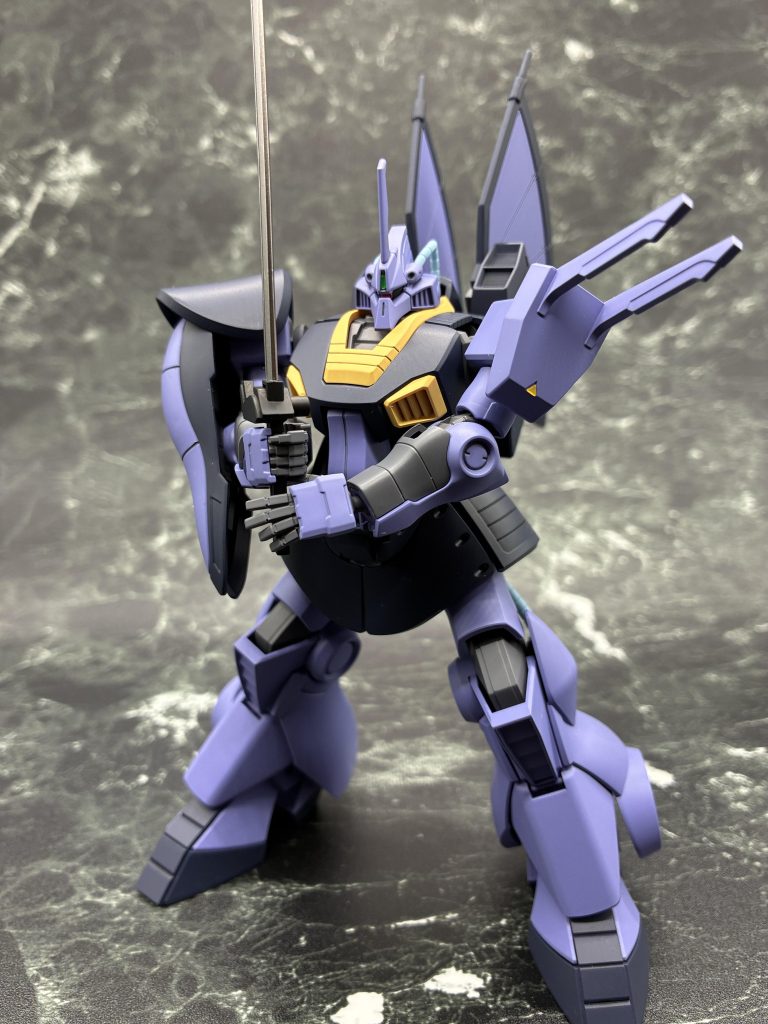 胸板が厚いので思ったより両手持ちが厳しかったです...