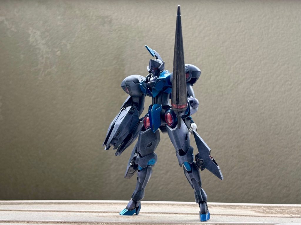 ジャベリンプレイサーっぽい武器を作って持たせました。（オプションパーツセット買えなかったので😅）