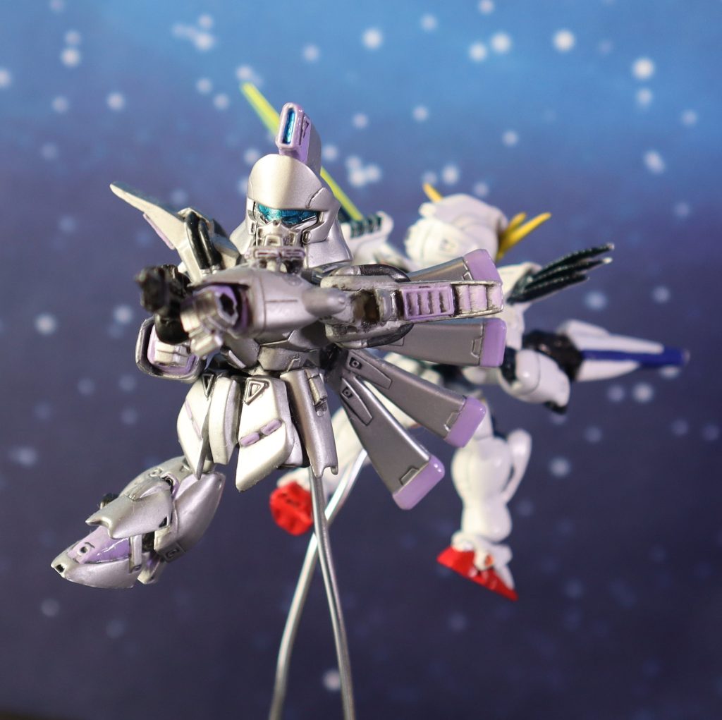 ビギナギナは、ガンダムコンバージとMSセレクションのビギナギナを使用して改造しました。