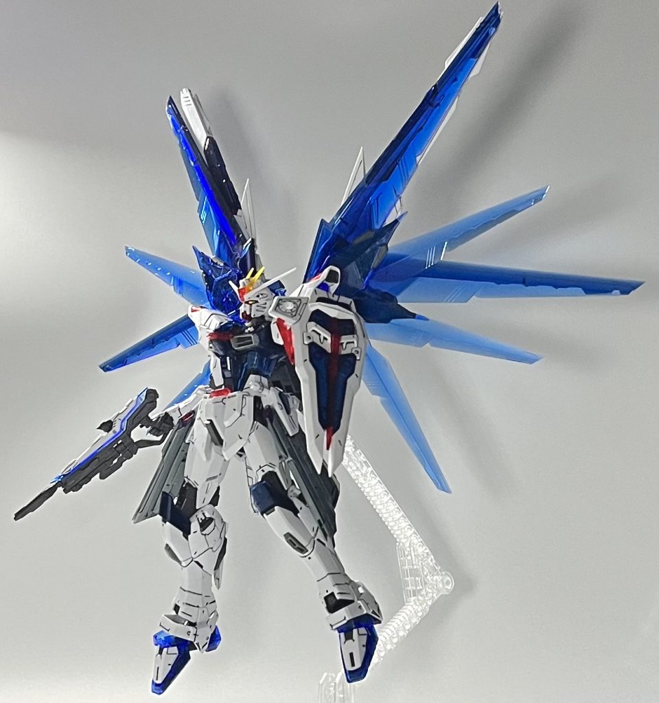 MG フリーダムガンダム2.0(ソリッドクリア)