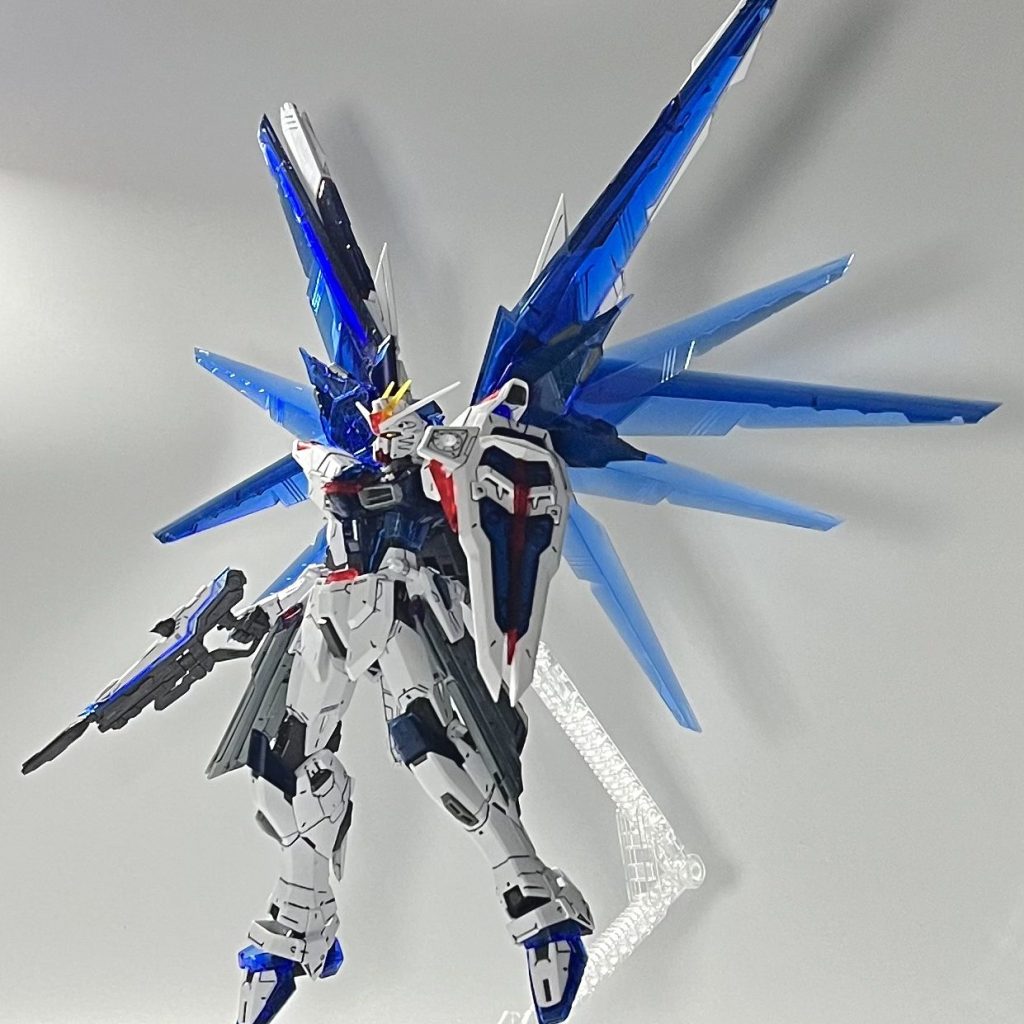 MG フリーダムガンダム2.0(ソリッドクリア)｜兎さんのガンプラ作品