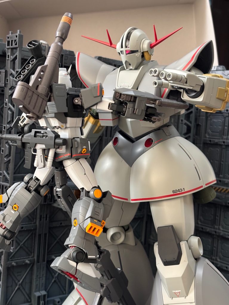 フルアーマーガンダムとMSVツーショット