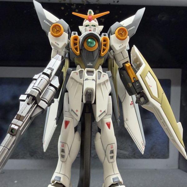 ウイングガンダム　スノーホワイト風