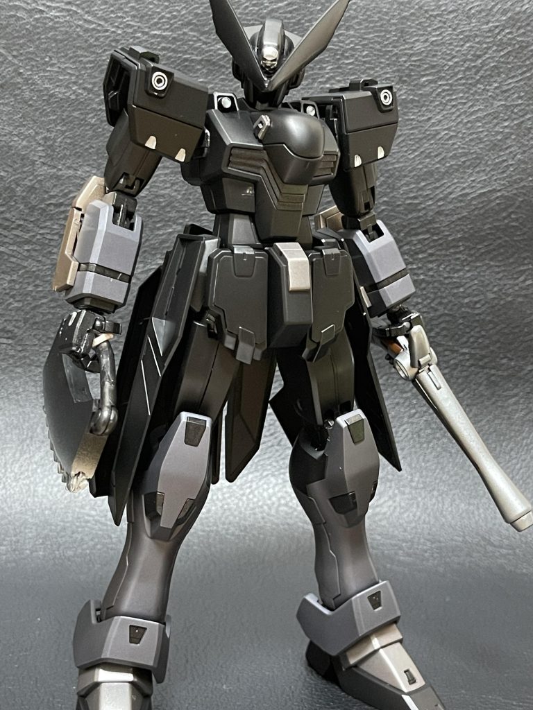 最近YouTubeでダクソやらエルデンやらのフロム系ゲーム云々の反応集という動画を見ていた際にブラボの内容も流れてきて、久々にゲームをしたくなりプレイしたら再燃した今日この頃。先達者の方々に習い、自分も狩人様をこさえてみるかと思い制作に取り掛かりました。