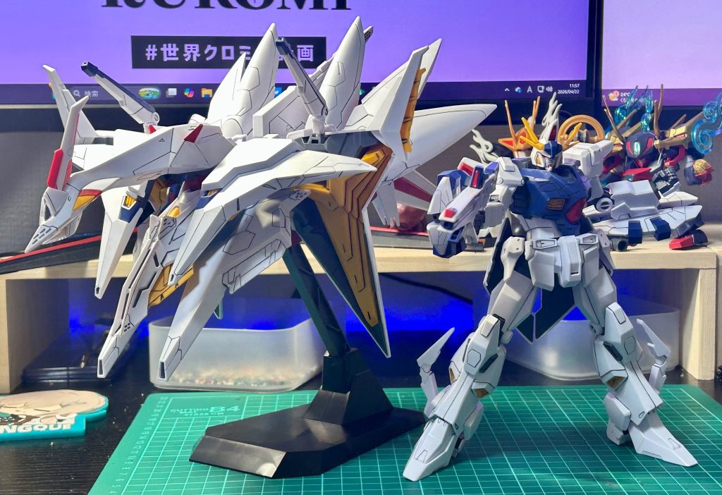 そしてオデュッセウスガンダムと、FFユニットに別れてのポージング！FFユニット状態も好き♡そしてこの記事書いてる時に気づいたのですがフライトフォームやってなくね？‥ってwまぁ今回はフライトフォームなしって事でw（面倒くさいとかじゃない‥けっして‥）そして暫くは週1投稿から2週間に1回の投稿になると思います。これからも限界しゃちくruluをよろしくお願いします((´｡･ω･)´｡_ &nbsp;_))って事で皆様のよきガンプラ、しゃちくLifeを！ヾ(・ω・)ﾊﾞｲﾊﾞｲ