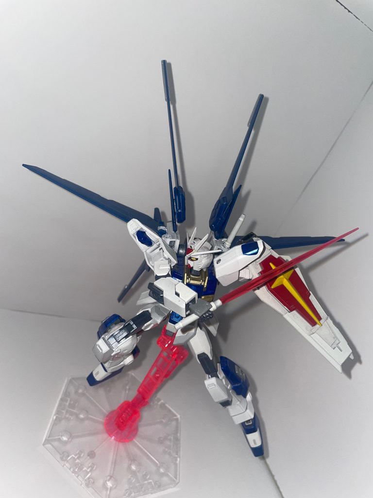 汎用試作型換装モビルスーツ読み/ドレイク・ベェンタスパッケージ生産形態/試作機 / 換装形態型式番号/RXF-D1/Dk-K[W. package] ・RXF-D1/Dk-K+W&nbsp;頭頂高/183㎝【機体本体】本体重量/65.10㎏全備重量/75.14㎏動力/エーテル粒子・バイオ燃料兼リチウムイオン電池バッテリー開発者/コード・プレジデント所属組織/ADTD社-ドラグーン-ユーザーAI/電幻龍パルス