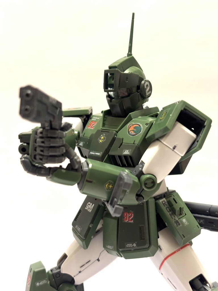 ハンドガンを装備しているMSは玄人感があって好きです😊