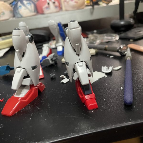 コンテスト用のフルバーニアンの途中経過、足はやっぱコレじゃ無いとな（2枚目）