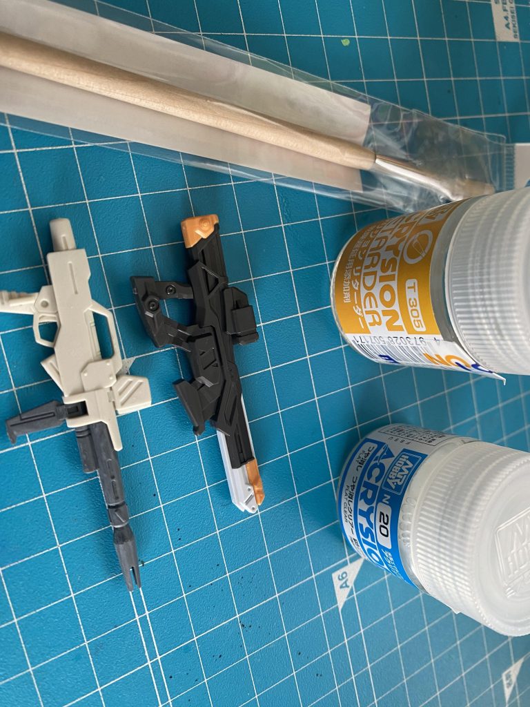 作品名：アクリジョンで試してみた👍<p>アクリジョンの艶消しクリアを筆塗りで艶消ししてみました。 使わないパーツで実験‼️水やリダーダーの配合を各パーツで変えて比較 結果は、中々良いんじゃないですかぁ(gundam-kao6) 意外とできるもんだw</p>
