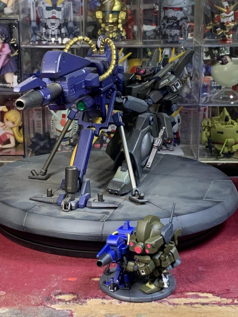 過去に1/100コンロイジェガンを作っていたので、それと同じポージングのSDを作りたいな〜という事で制作しました。