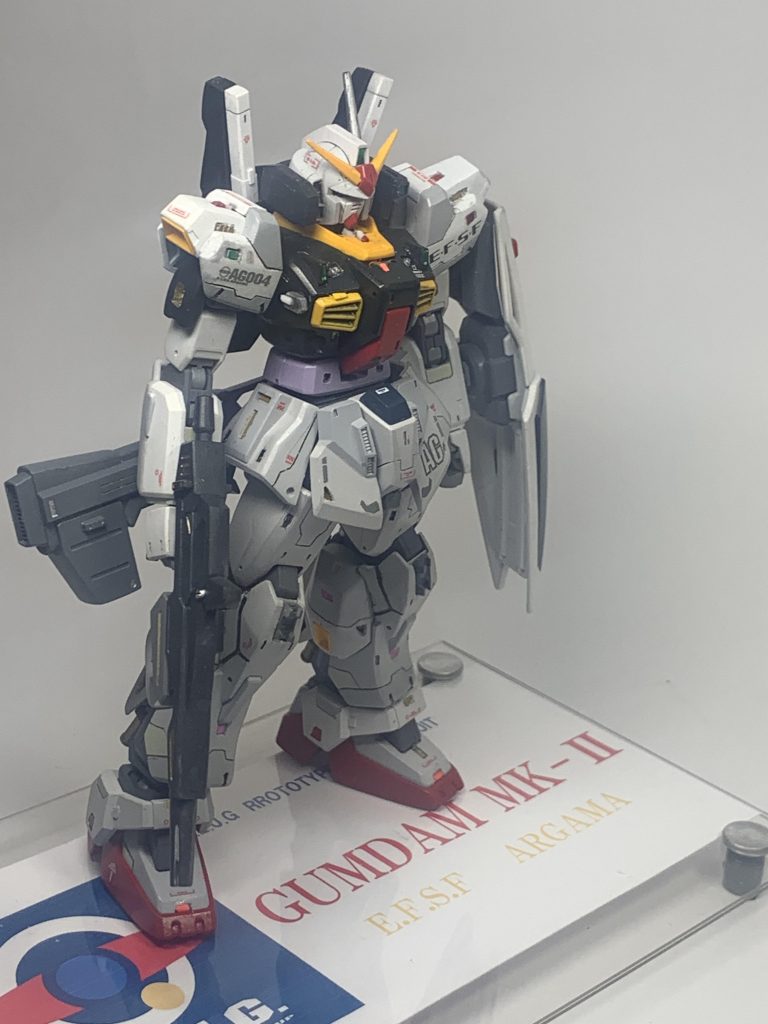 私は数あるガンダムの中でもこのガンダムマークⅡは1,2を争う程好きな機体です。(gundam-kao9)