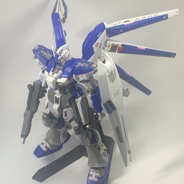 HGハイニューガンダム
