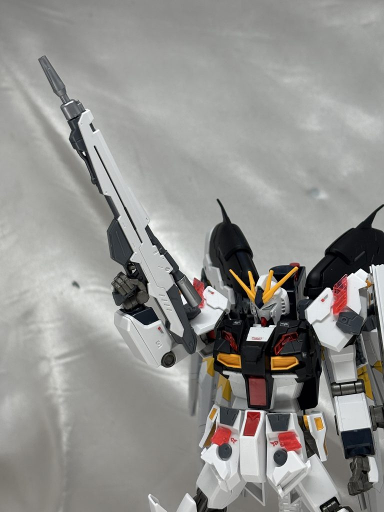 あの事件からサイコフレームが普通に装備されるか？と疑問に思ったんですが、ガンダムなら普通にありそうな気がします。