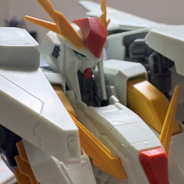 HGクスィーガンダム　キルケーの魔女ver
