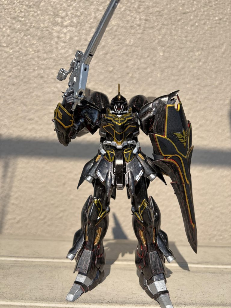 ガンダムマーカーメタリックブラックです