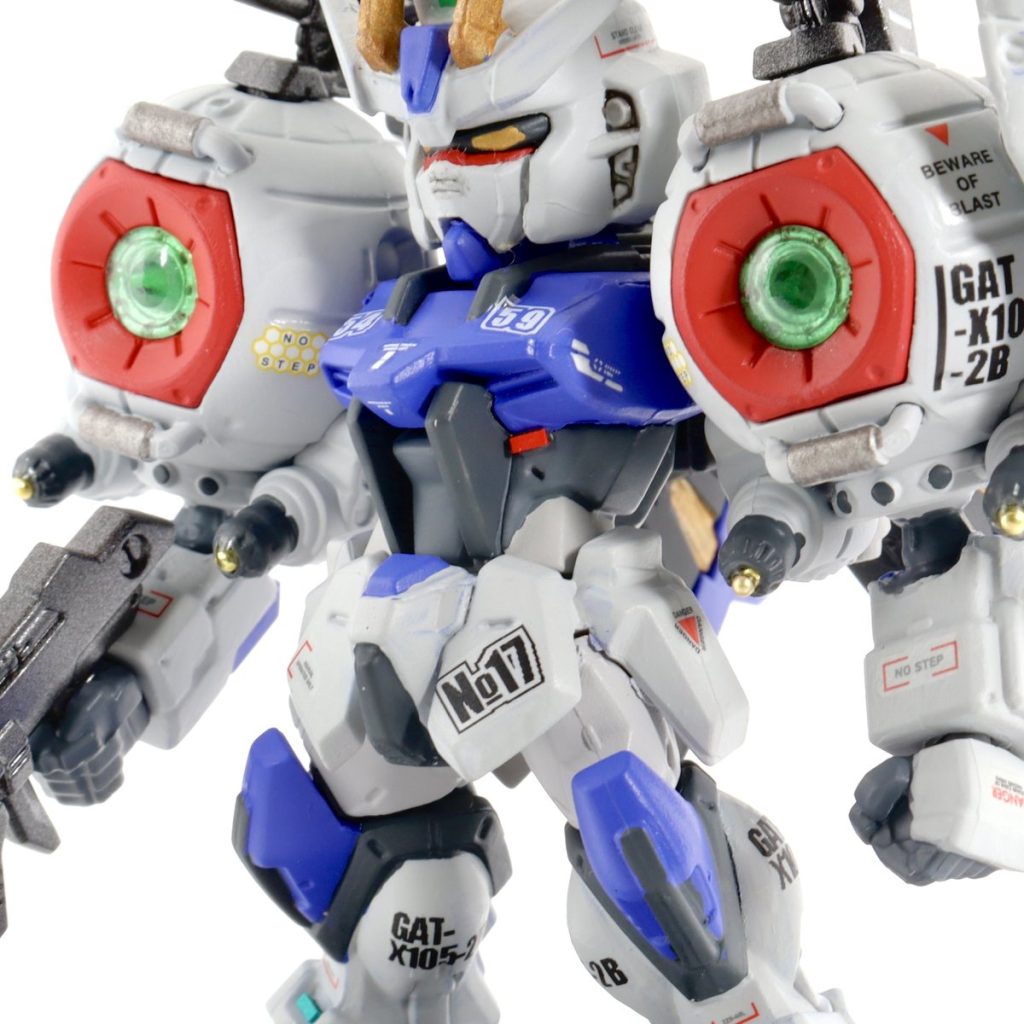 No.17は大谷選手の背番号。あとデコピンのデカールもあるので投稿写真の中から探してみてください❣️🐕