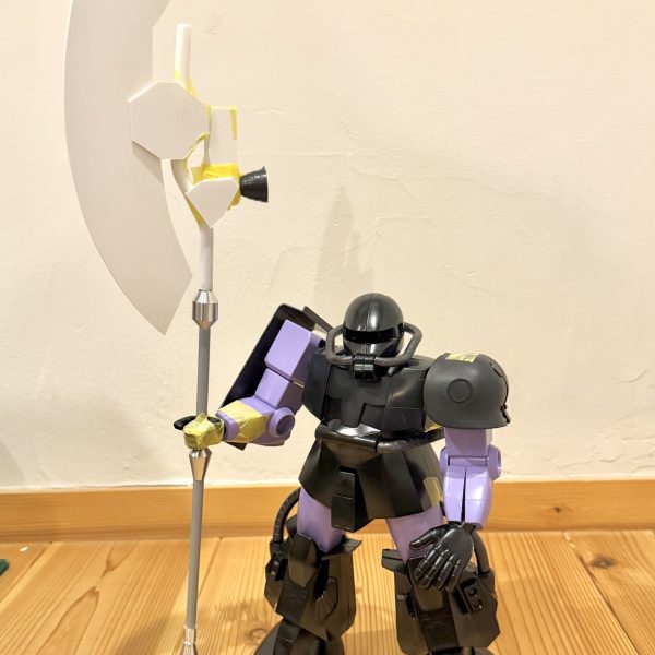 仮で斧作ってみました。。で、てけぇ、、、、MGのガンダムがhgサイズに、、天使のギャンなんて、、、（2枚目）