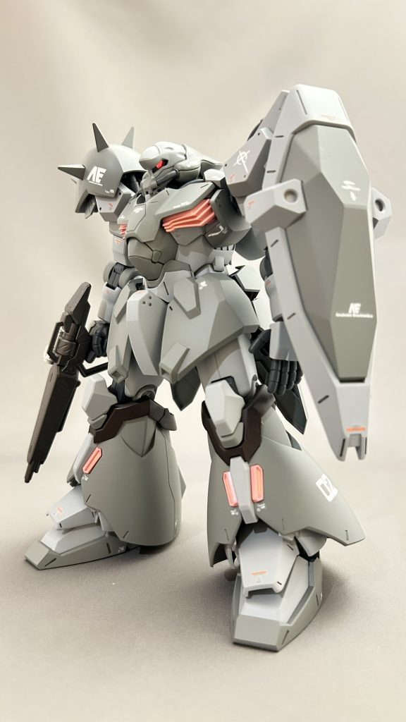 武装もシンプルでかっこいいです。