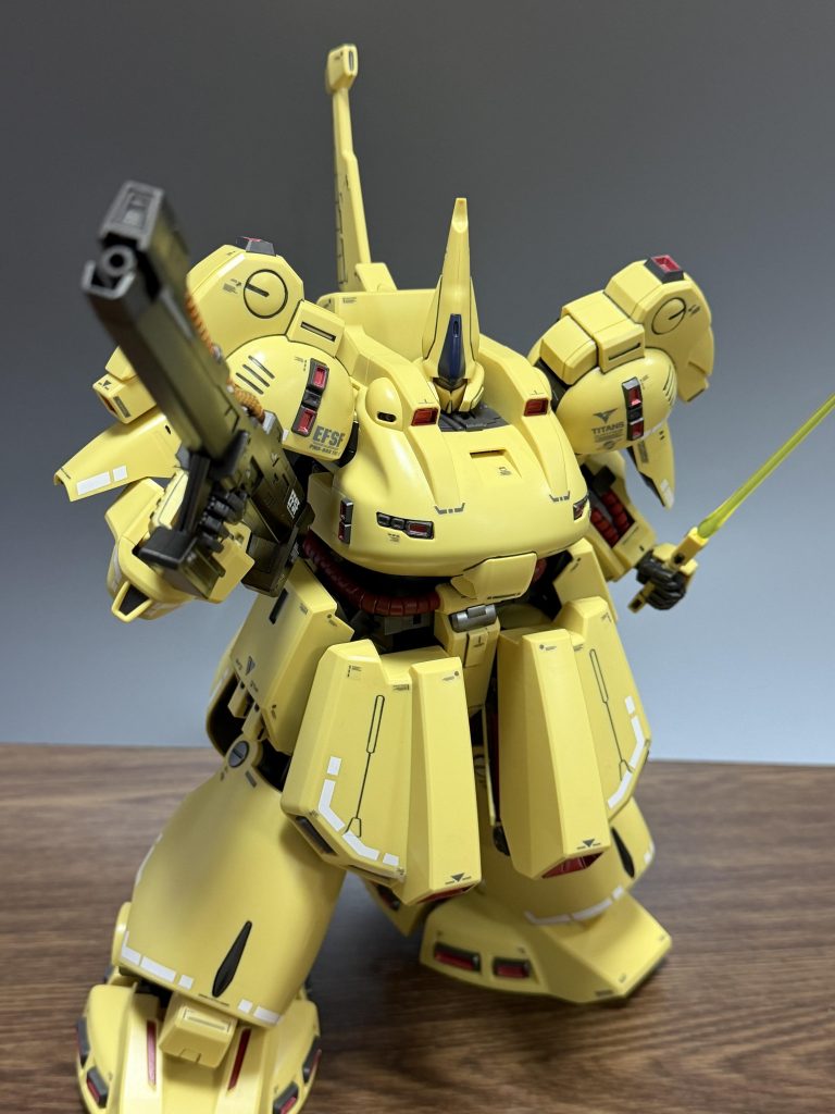 ゴツいMS好きなんでずっと欲しかったんですよね２月くらいにけっこう再販されたみたいですが僕が作ったのは7月くらいに再販されたやつですDMMで奇跡の抽選当たりでした🎯