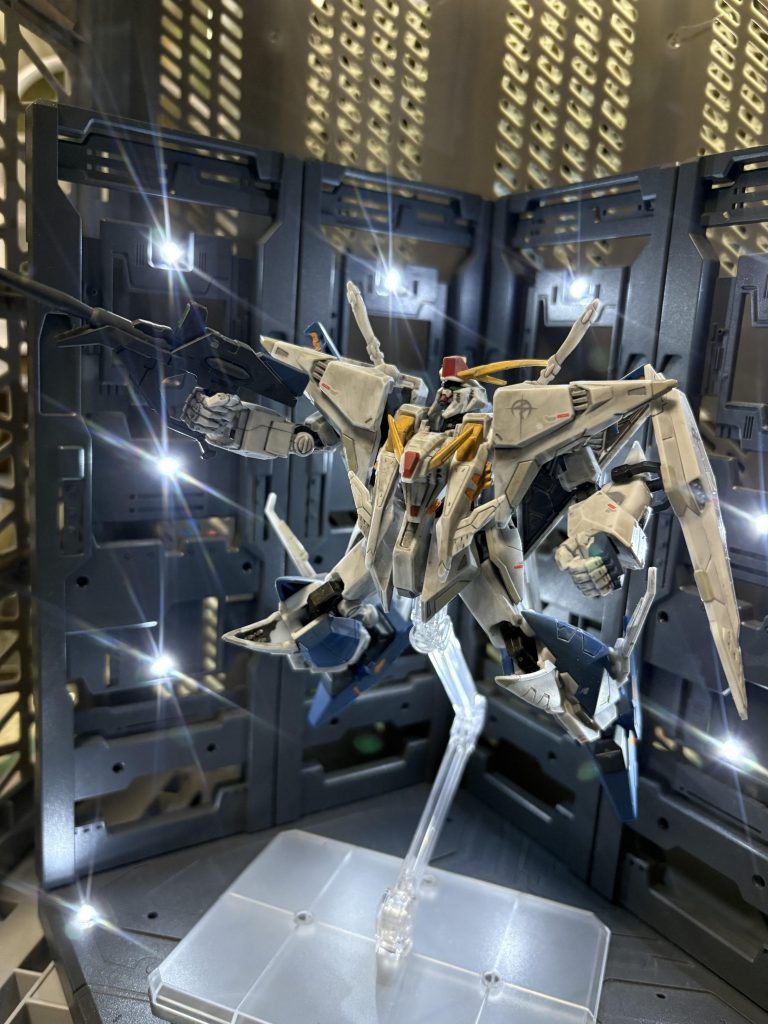 基本的に部分塗装で製作しようと思いましたが、筆でのアラを隠すため汚しも入れることに。