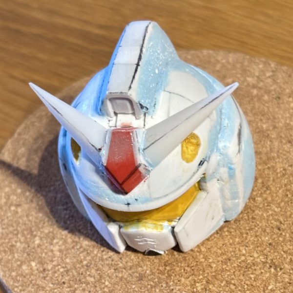 閲覧ありがとうございます！&nbsp;頭部 の 顔周り はとりあえず 昭和の SDガンダム寄り に 制作中✨&nbsp;&nbsp;（2枚目）