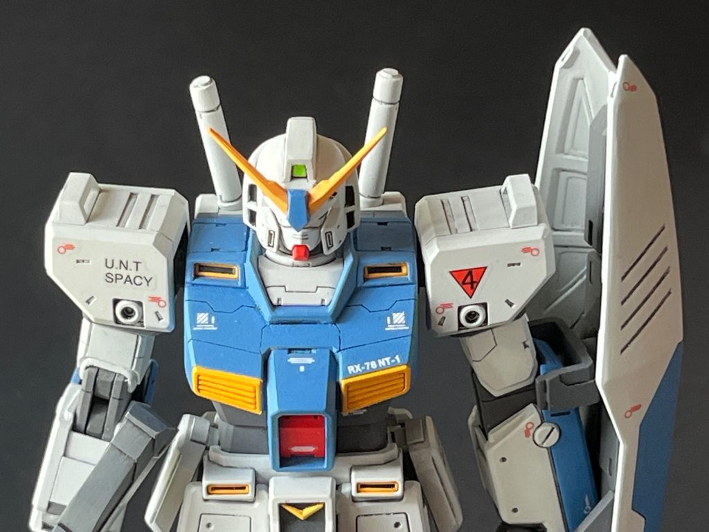 ガンダム NT-1–4枚目/制作者：U-
