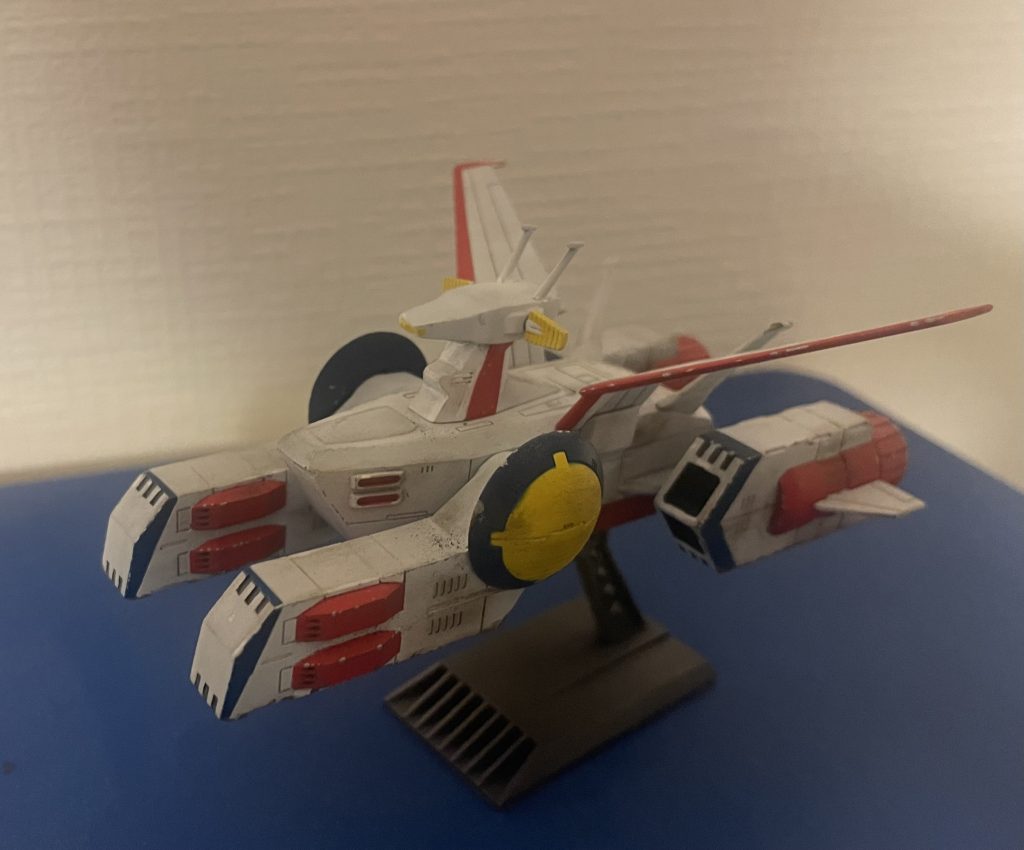 パーツの合いが悪いところを調整した以外は無改造です。