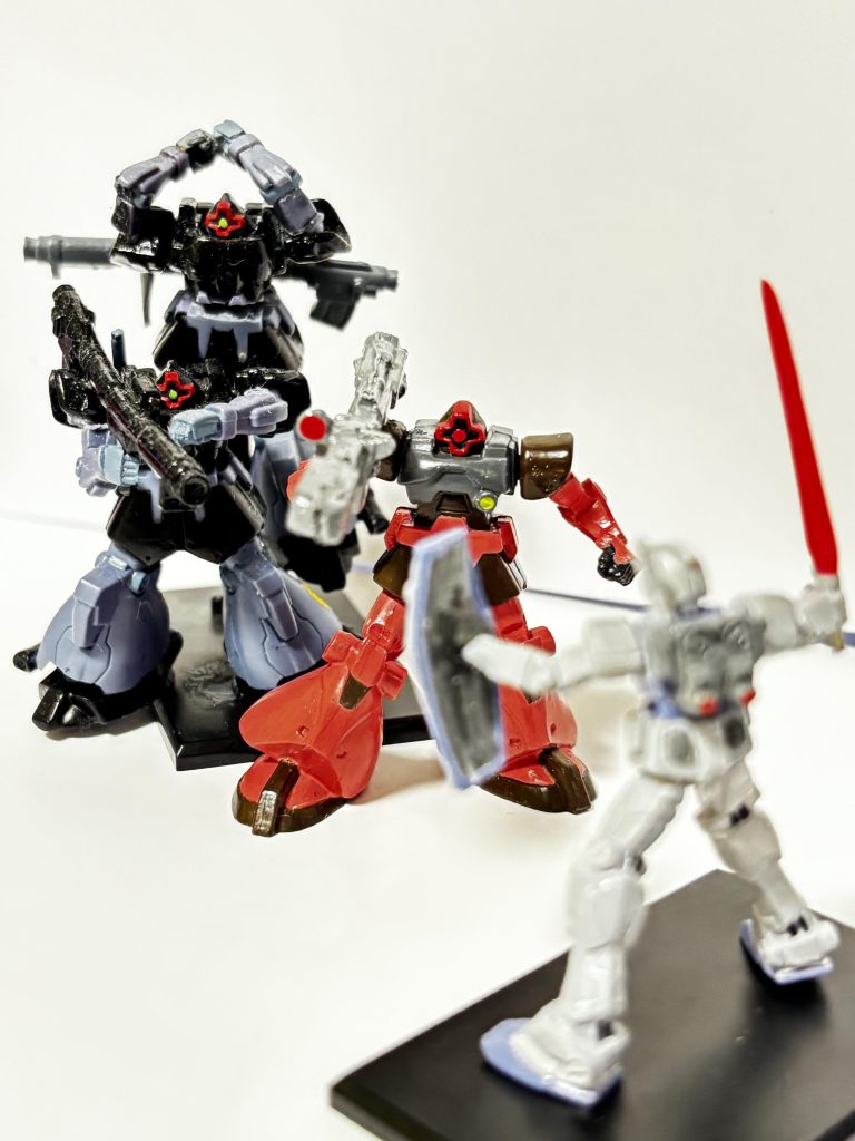 なんちゃってストリームアタック! 後ろの2体はドムトローペンなんも合ってない(笑)