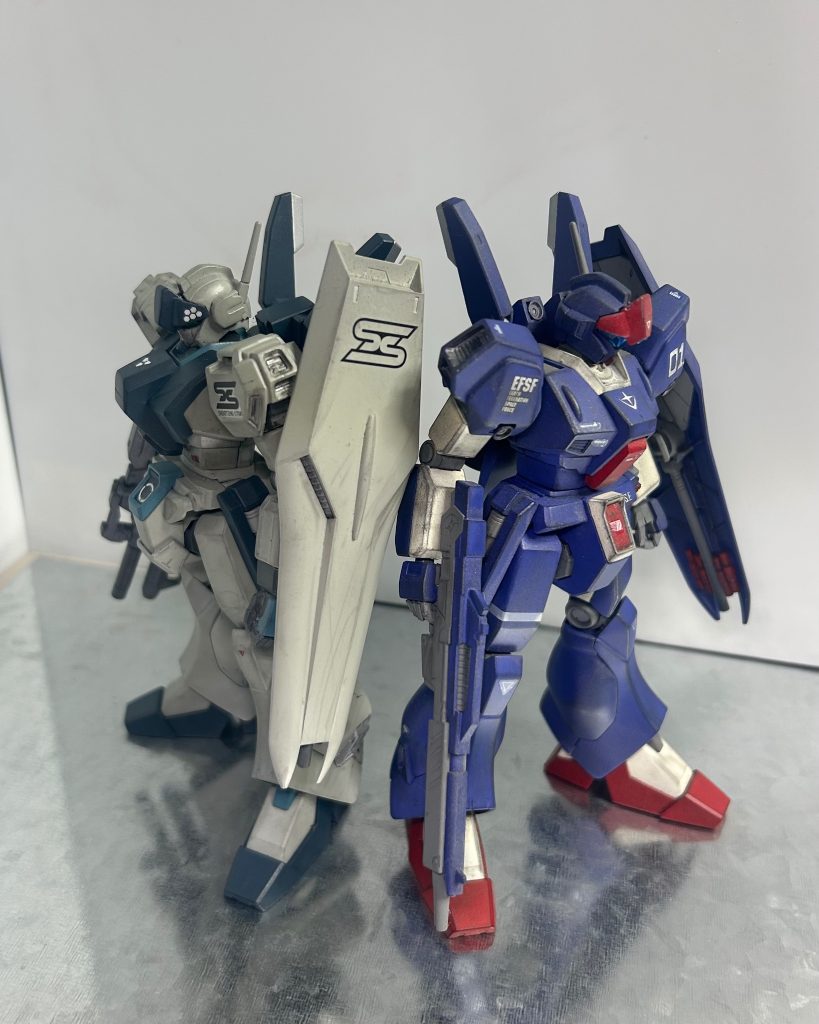 最後に去年作ったジェガンとの2ショット。ジェガンの方が大きい？それでは長々とご閲覧ありがとうございました♪