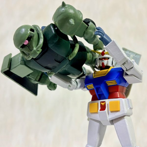 ロボットプロレスと野外撮影。