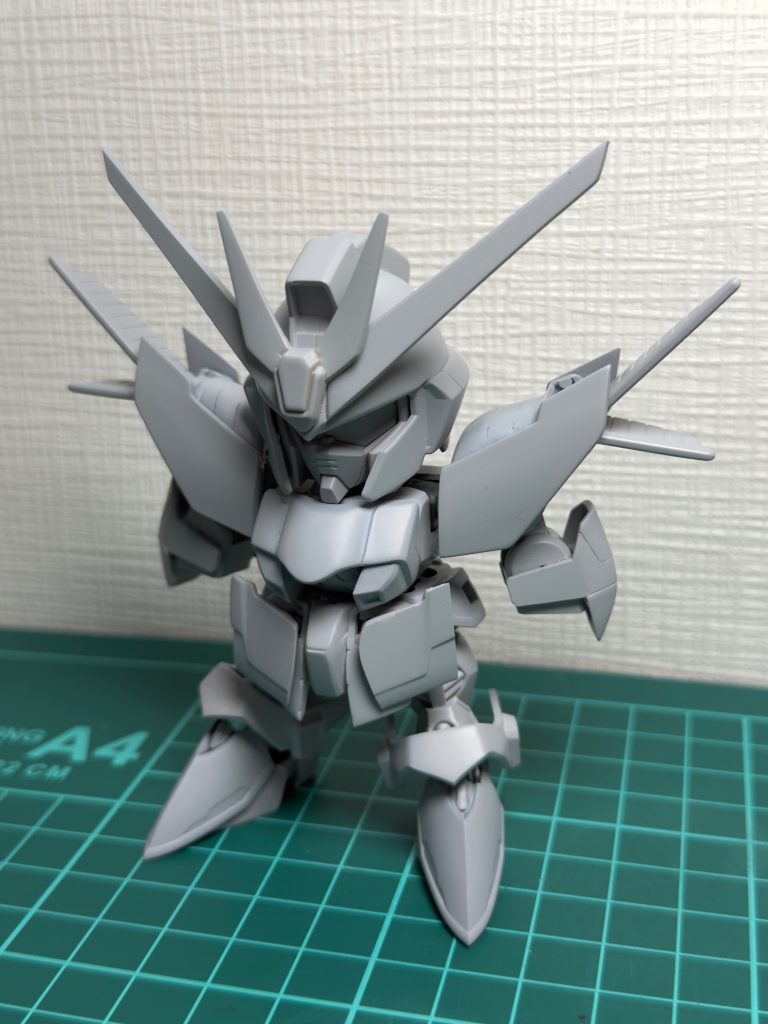 基本的にアオシマνアスラーダとのニコイチですがまず基本型としてLGBB烈光をつま先以外ノーマルSD化しました😌