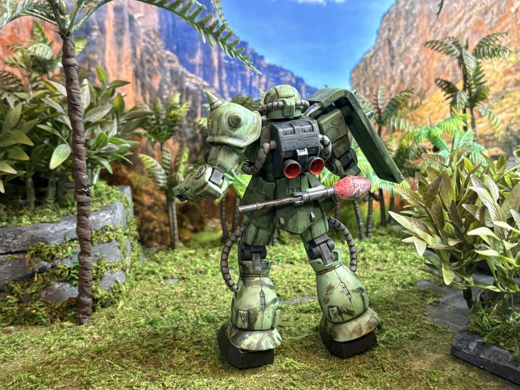 HG GUNDAM vs ZAKUⅡ