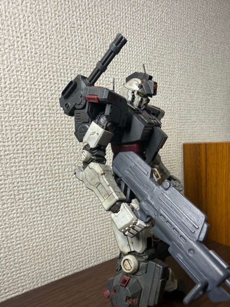 ガトリング砲はプラ板とポリキャップで可動でようにしてます。