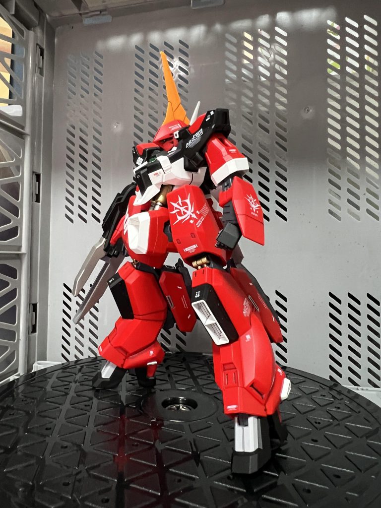 バーザム  レジオン鹵獲機–4枚目/制作者：真樹京介