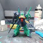 右肩のシールドがマントのように腕に軽くかかるぐらいに改造そうすると上部のアーマー[…]