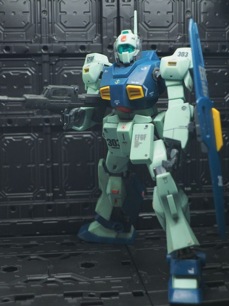 無塗装なのでやり直しも出来ますからね(gundam-kao2)