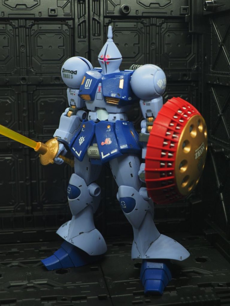 試作機なので、ツイマッド社製を大々的にアピールしてるって感じです(zaku-kao2)