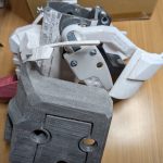 デビルガンダムの粉砕した股間節を改修してます。市販のジョイントや関節プラサポだと[…]