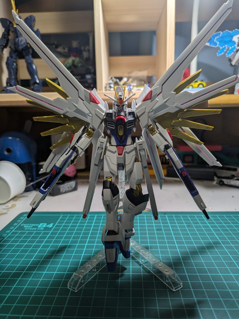 HG マイティーストライクフリーダム