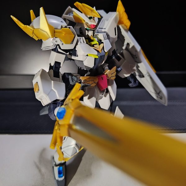 コアガンダム：ブレイバークロス