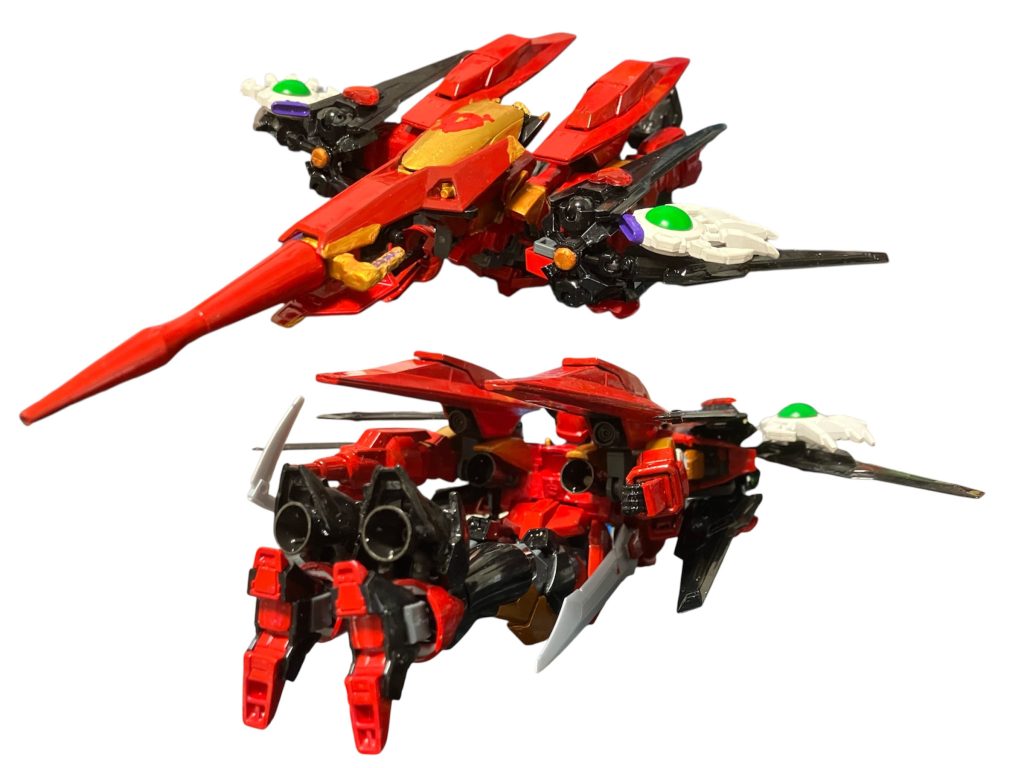 ストライダーモード。マッドーナ工房がAGE-1プリマステラの「ステラ・ステラ」に対抗する為の隠し球。胴体部にAGE-2・クランシェのパーツを流用してます。