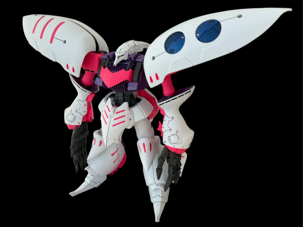 古いMGキットがベースとはいえ、素組でも十分素晴らしいプロポーションだと思います。付属の鏡面デカールがカッコいいので使ってみたい気持ちもありましたが、今回デカール無しで作成しました。