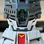 せっかく操縦席とアムロを綺麗に塗装したので、コックピットハッチを開いても足しか見[…]