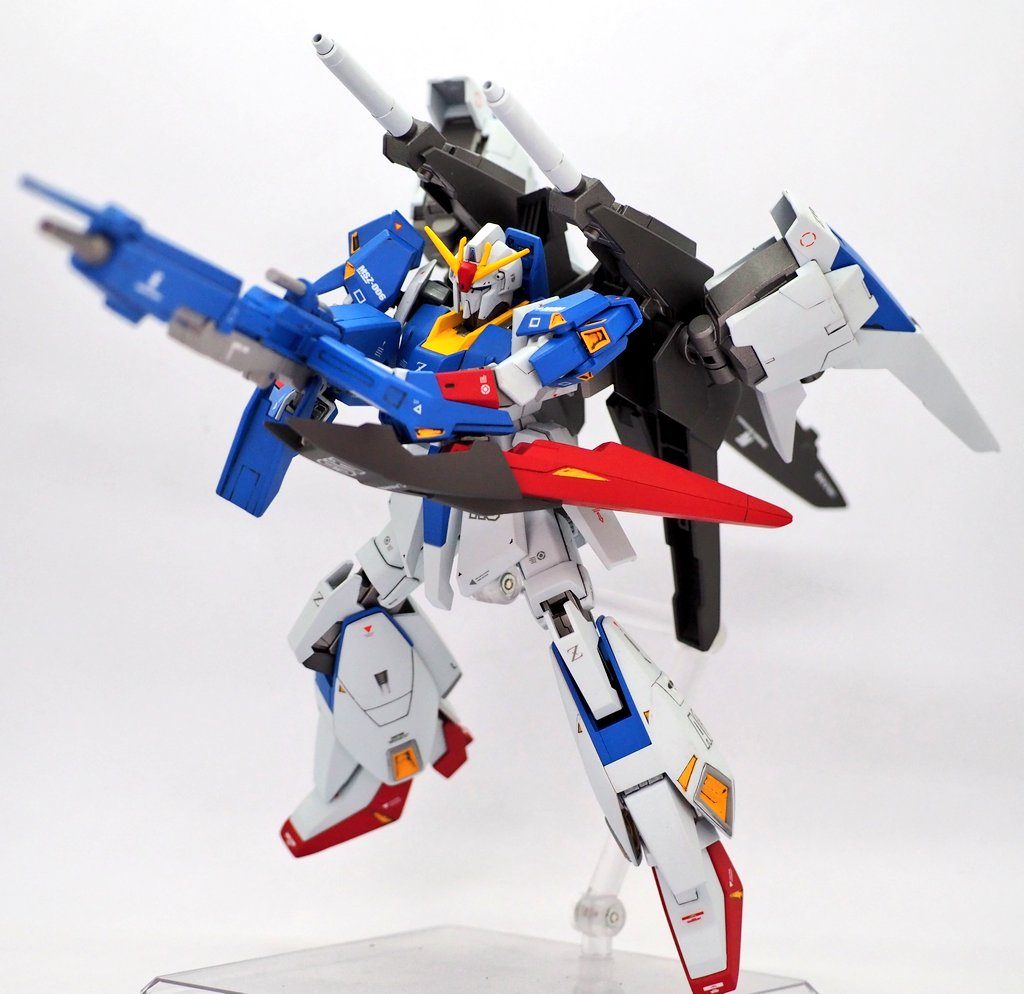 ハイパーメガランチャーを構えてのポージングですバックパックが干渉するのでここまでが限界でした