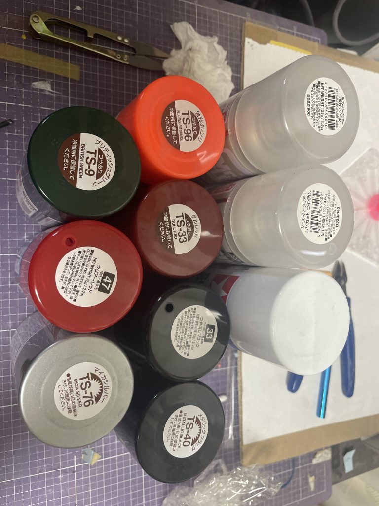 ①下地塗装➁塗装中🈩③塗装中🉂④今回使用した塗料一覧