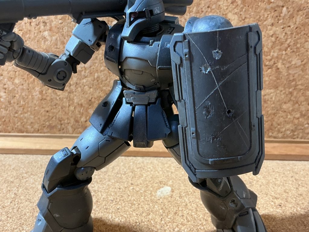 シールドアップ　良い感じの傷がついてます
