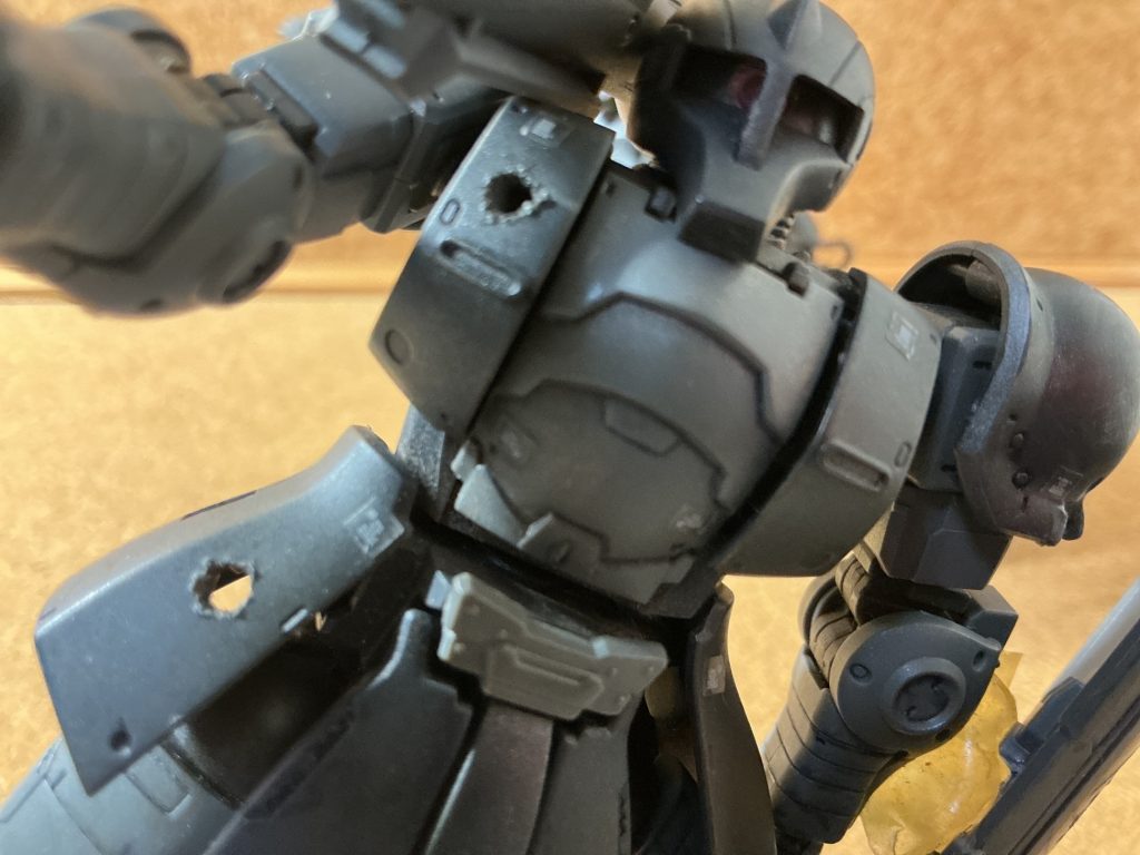 この弾痕の作り方近いうちにあげます