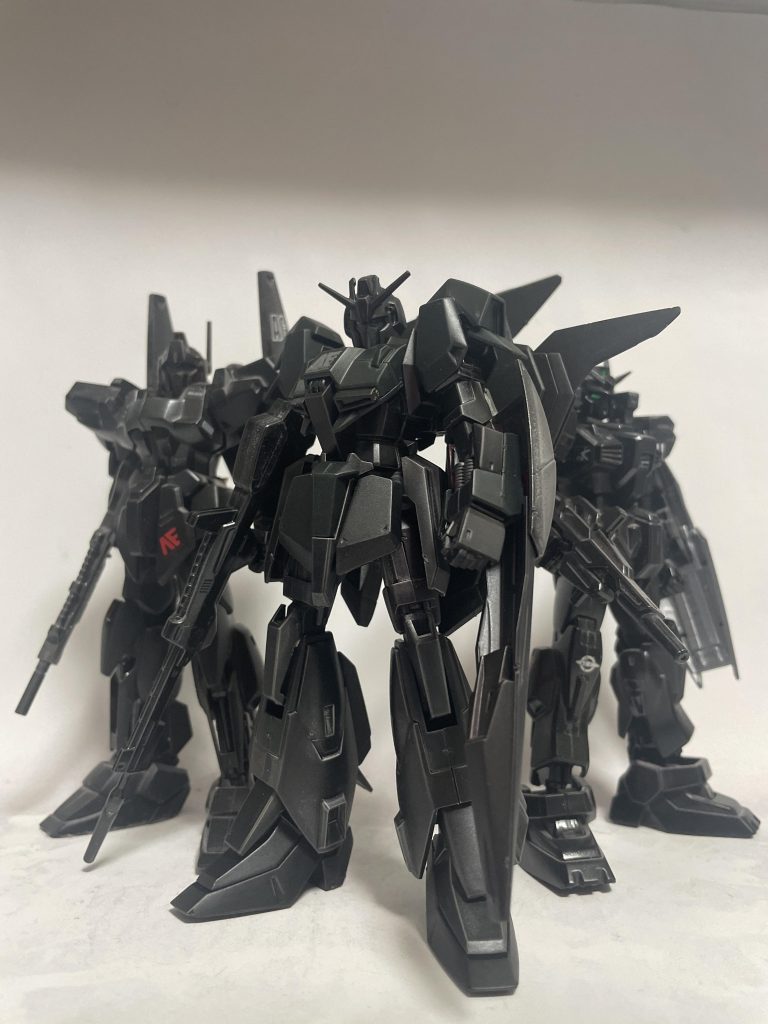 アクション①ハイパーメガランチャーを構える静止飛行