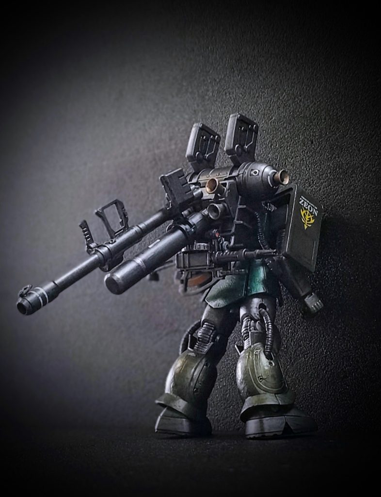 ザク単体背面カット。