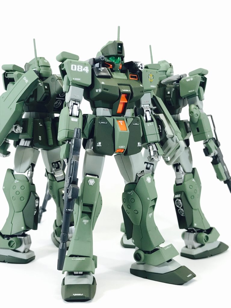 隊長機（機体No.084）武装はビームライフルを装備。